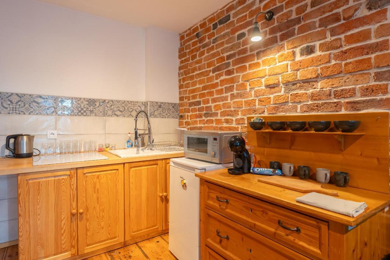 Apartament 1886 - Doba Do 14-00 - W Scislym Centrum Z Widokiem Na Majowke - By Space Apart Appartement Jelenia Góra Buitenkant foto